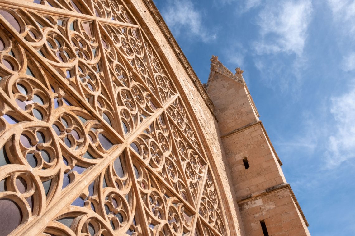 Rose window/Gothic Eye