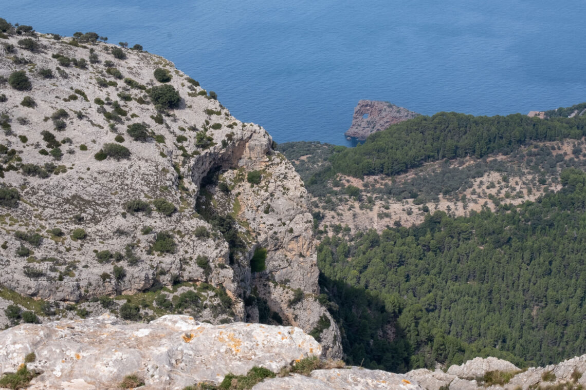 Hiking around Valldemossa