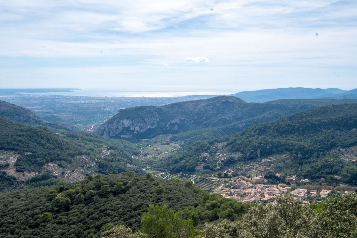 Hiking around Valldemossa