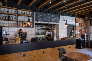 Stagier Bar