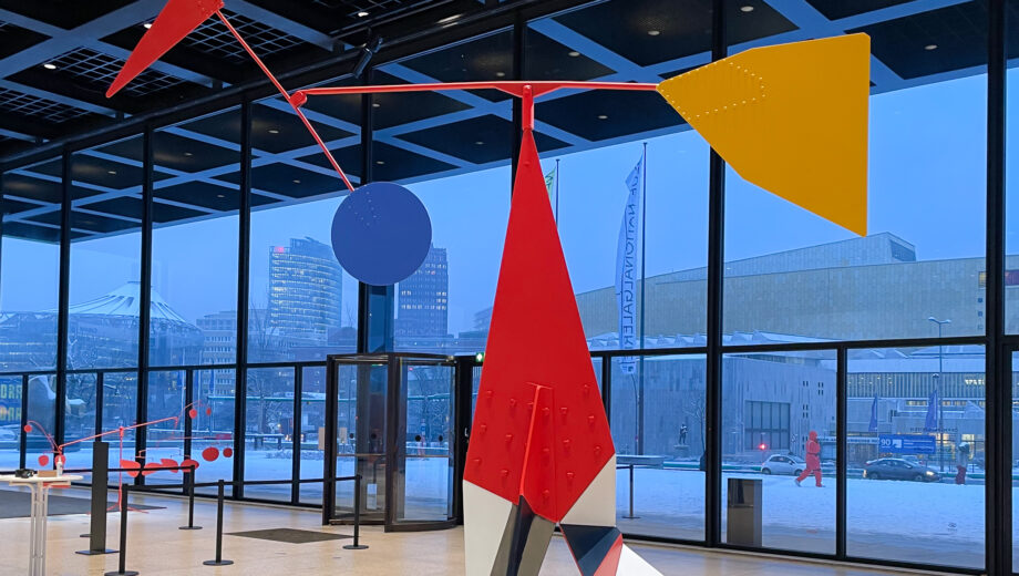 Alexander Calder: Minimal / Maximal