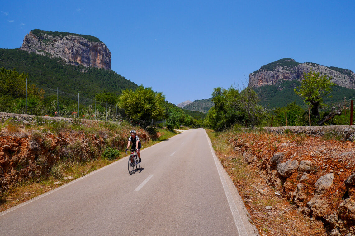 Cycling to Orient