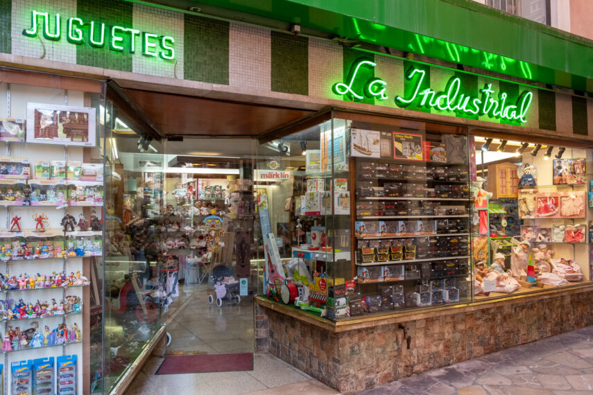 Emblematic Stores in Palma