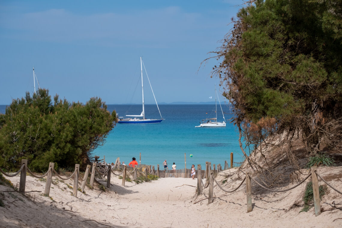 Cala Agulla to Cala Mesquida