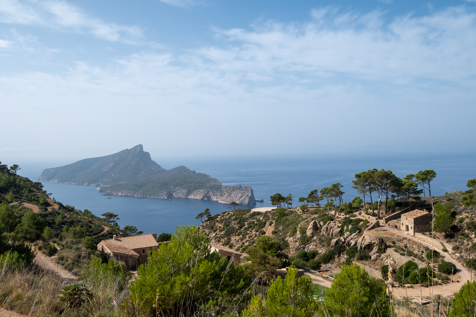 Of Dragons and Vultures: La Trapa - Estilo Palma