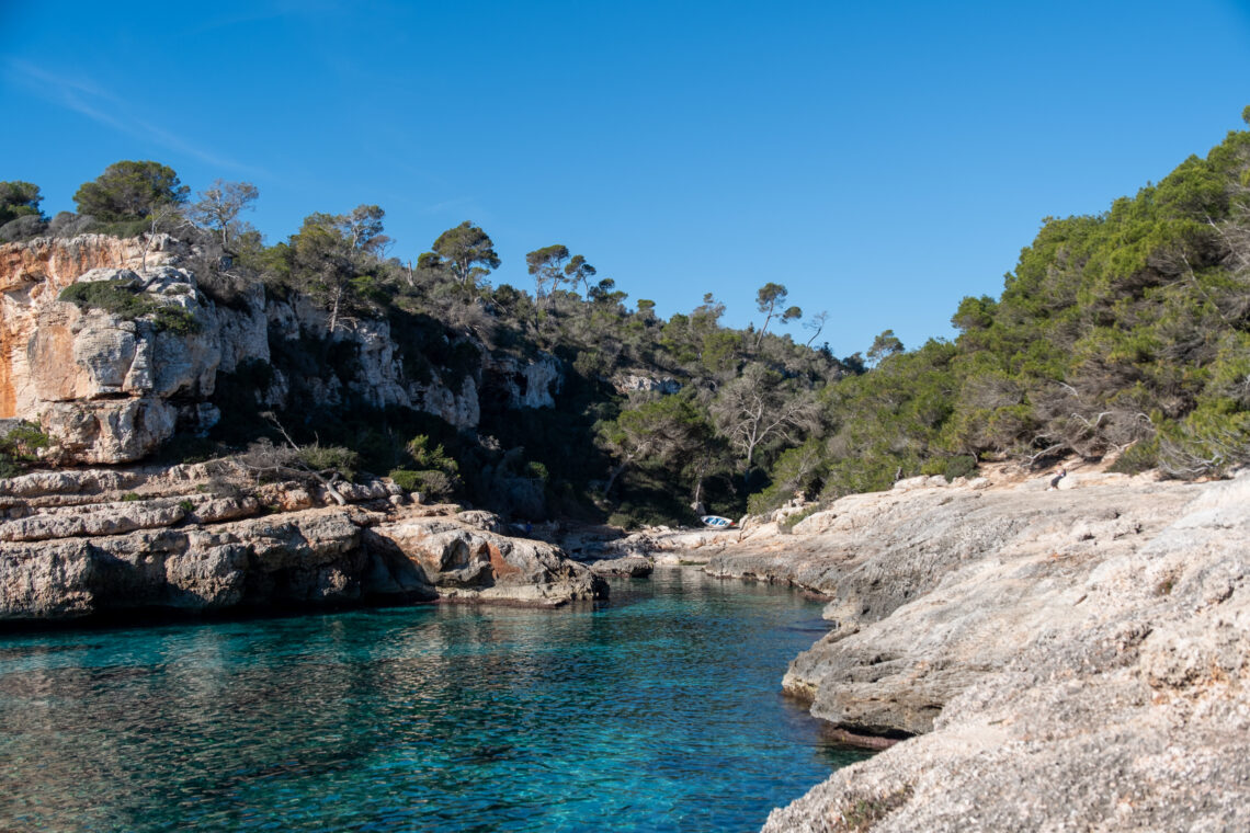 From Cala s‘Almunia to Cala Marmols